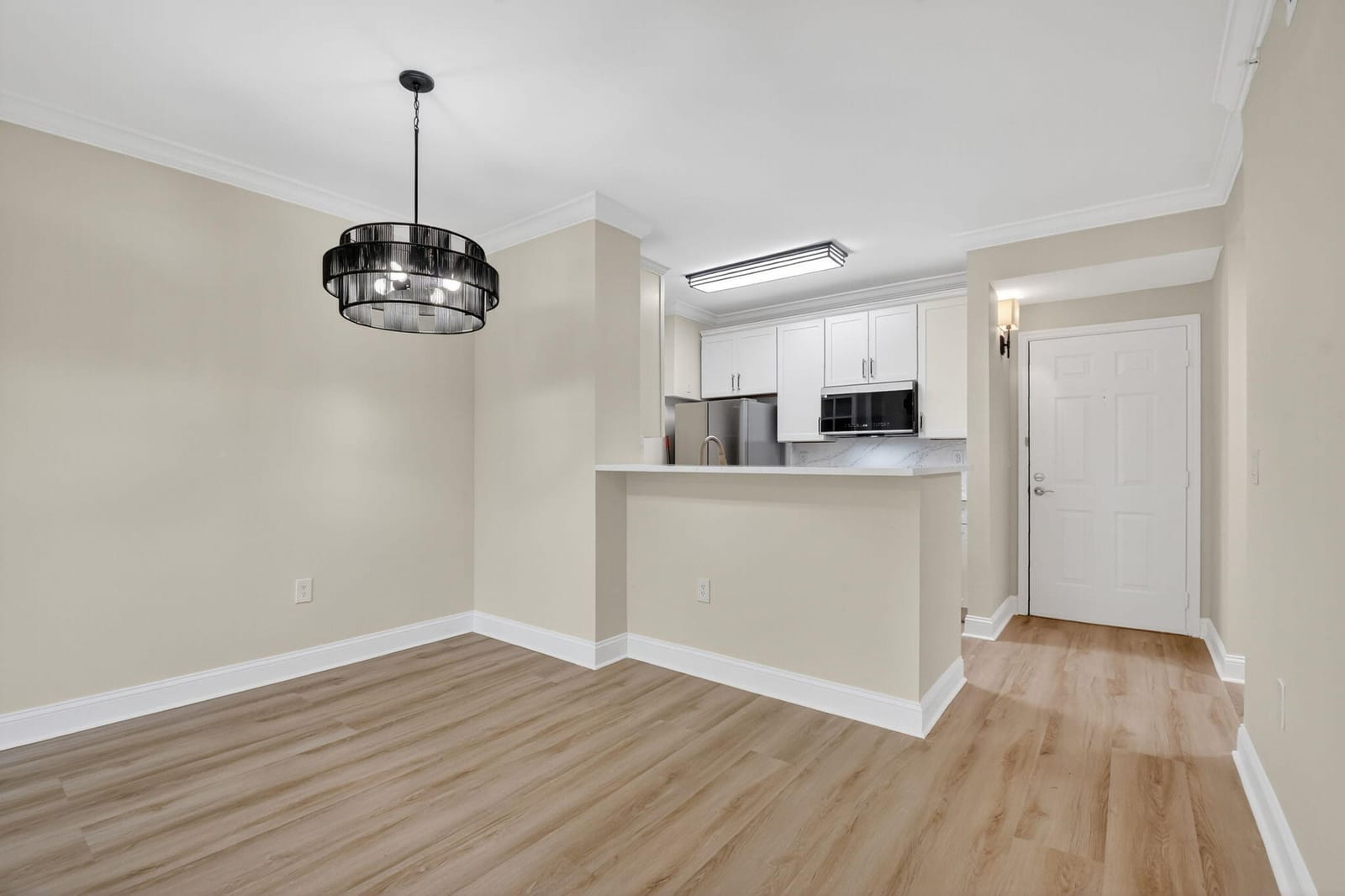 630 S SAPODILLA Avenue 412 — photo 3