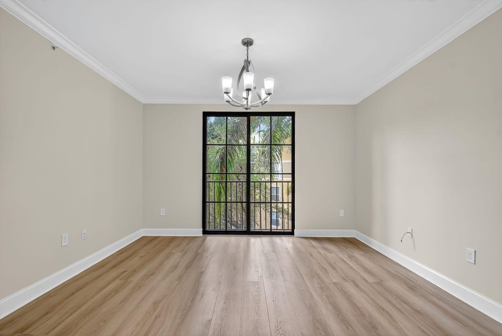 630 S SAPODILLA Avenue 412 — photo 6