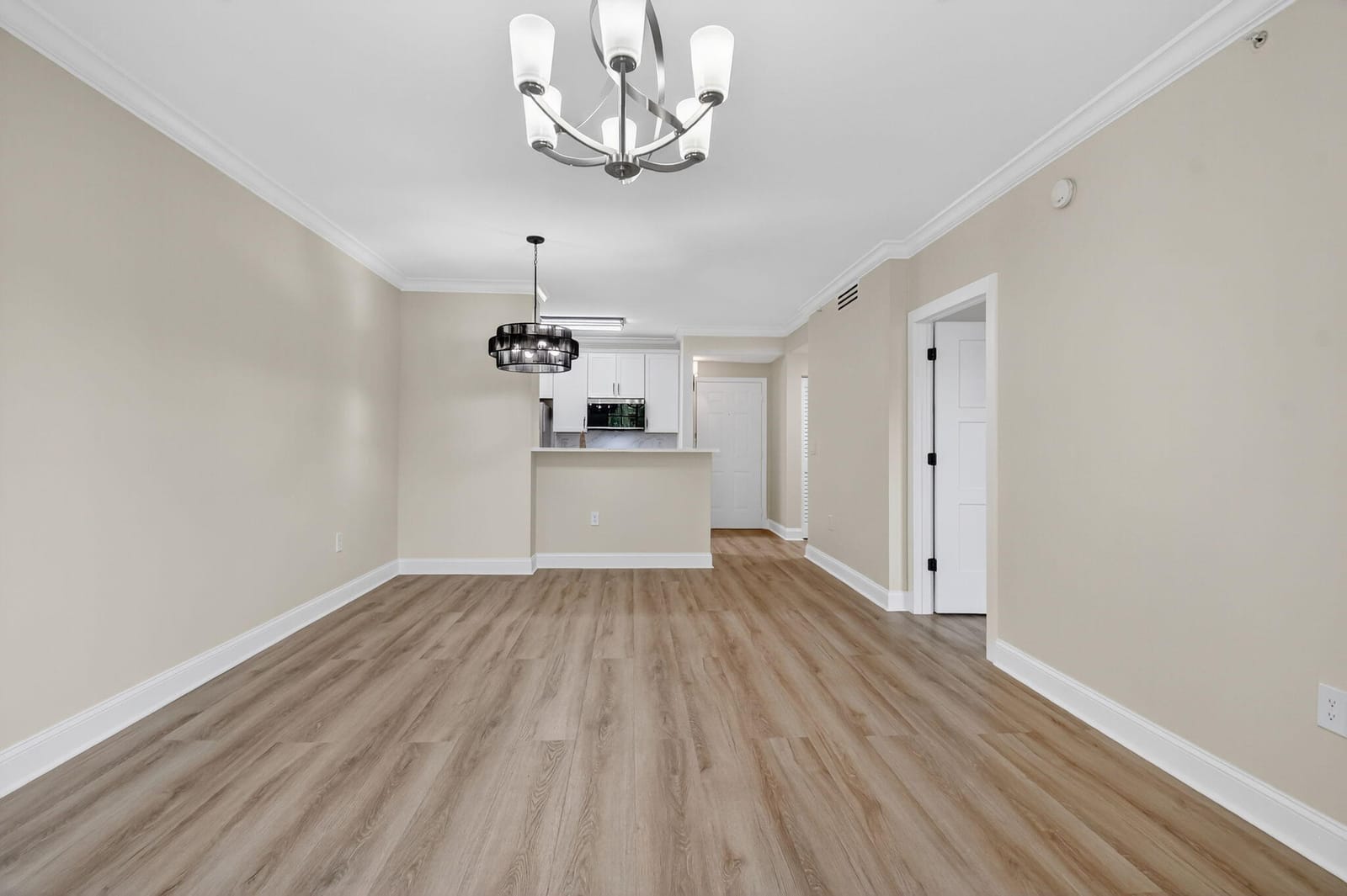 630 S SAPODILLA Avenue 412 — photo 7