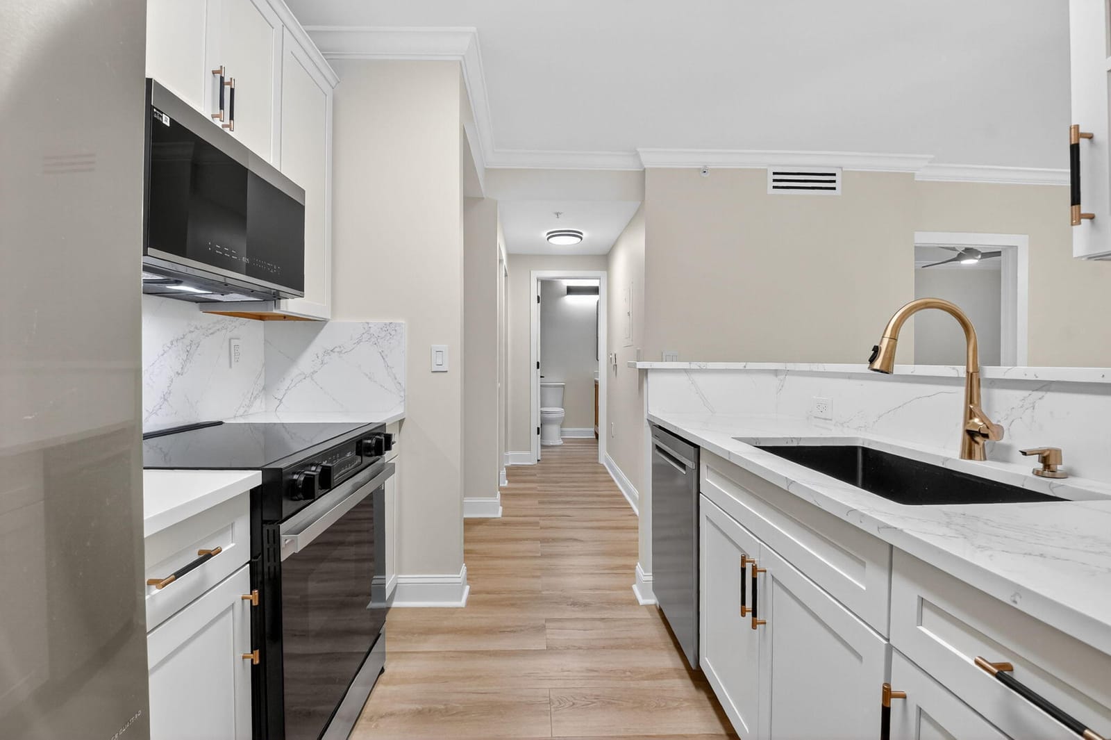 630 S SAPODILLA Avenue 412 — photo 10