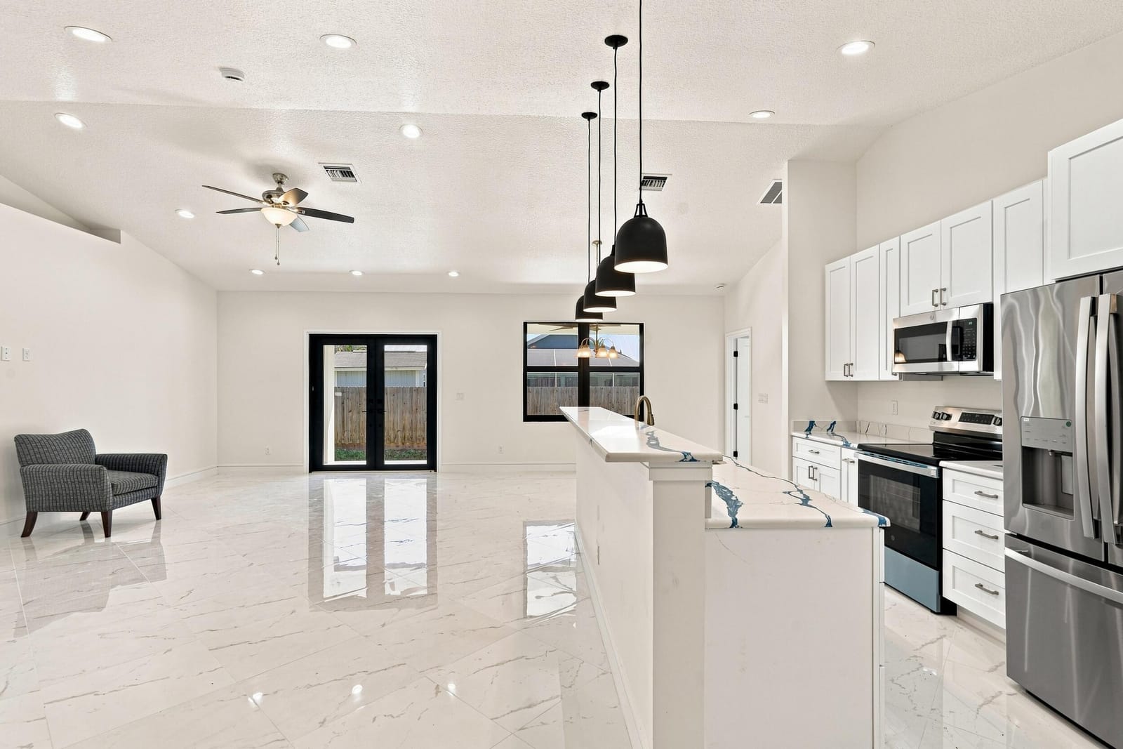 2356 30TH Avenue SW, Vero Beach, FL 32968 photo 11