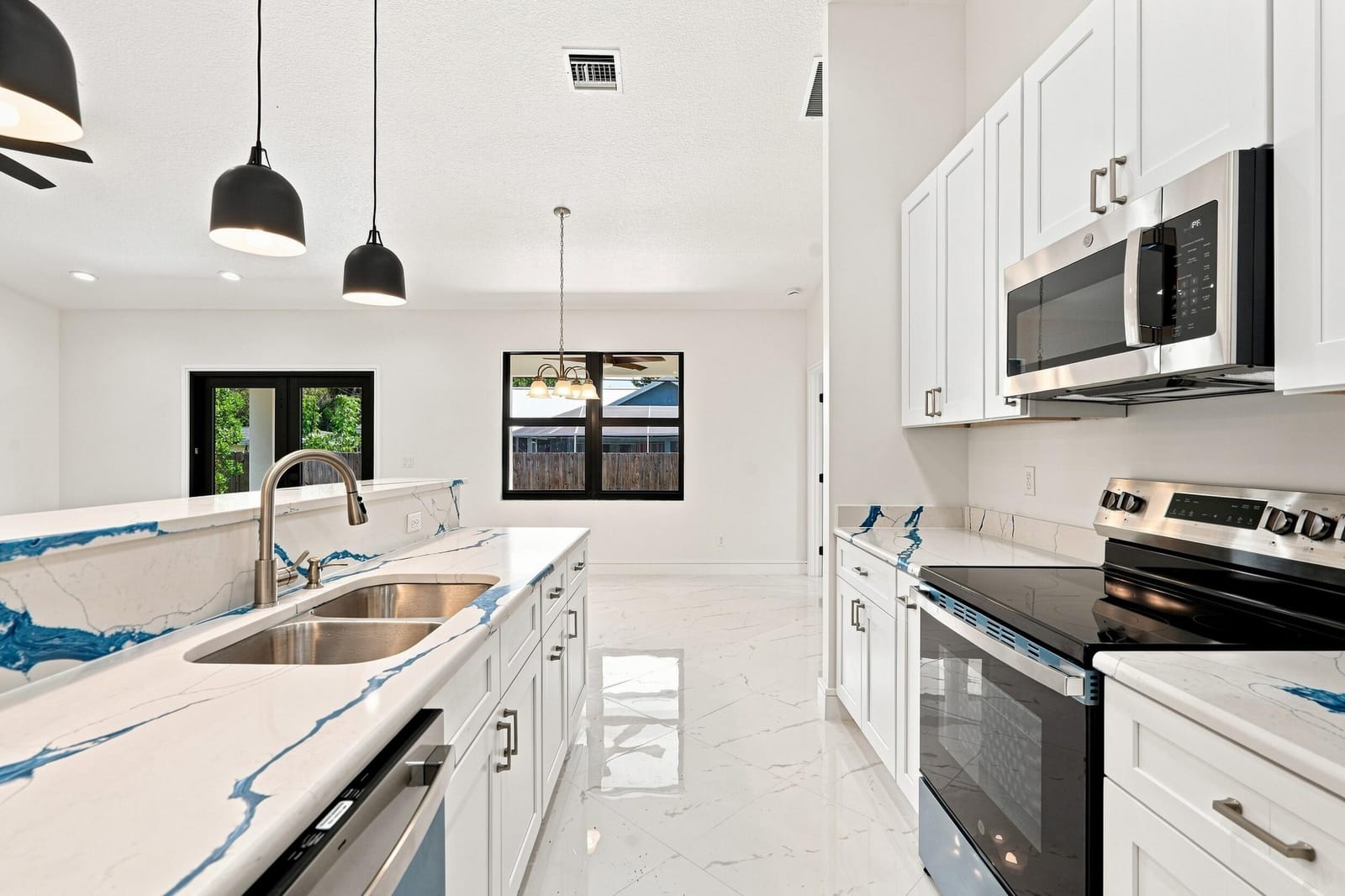 2356 30TH Avenue SW, Vero Beach, FL 32968 photo 10