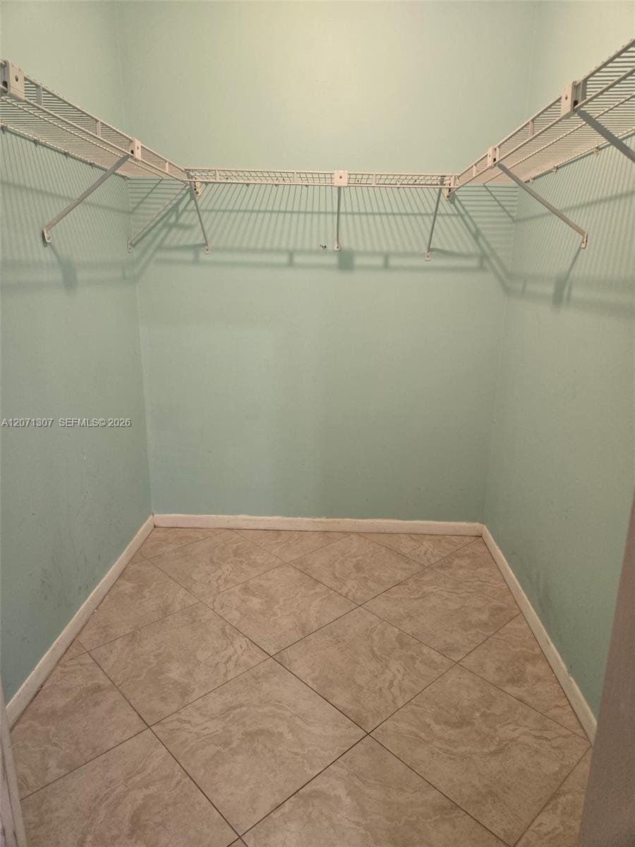 818 E Palm Run Drive — photo 7