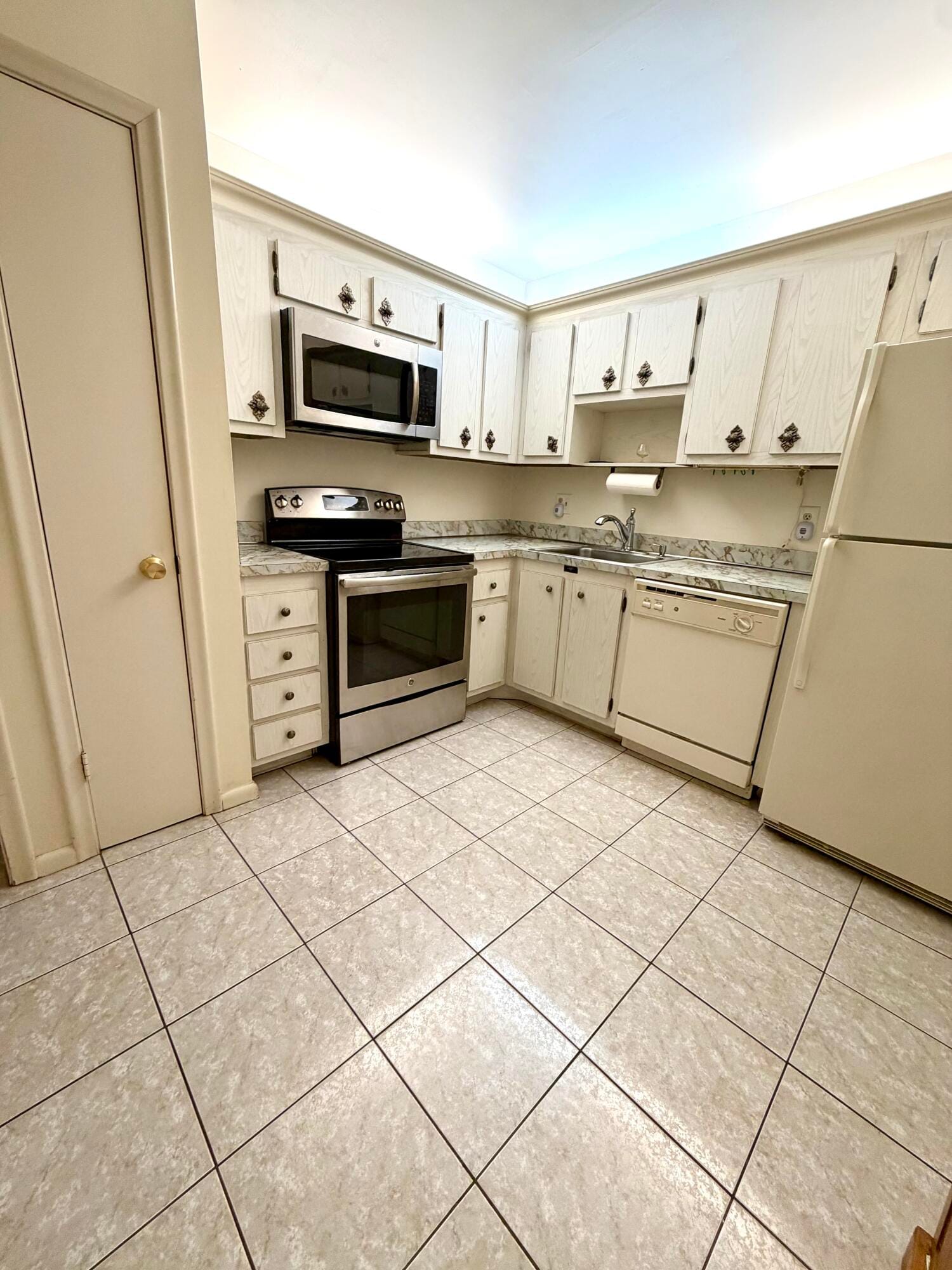4740 NW 21st Street 311, Lauderhill, FL 33313 photo 5