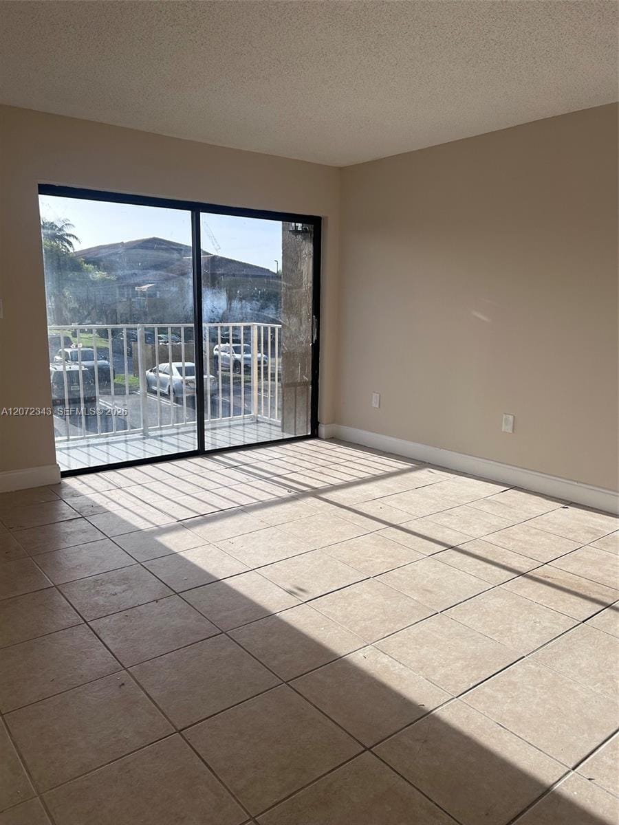 15630 SW 80th Street I-203, Miami, FL 33193 photo 4