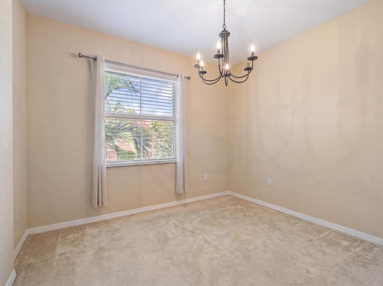 301 LAKE MONTEREY Circle, Boynton Beach, FL 33426 photo 17
