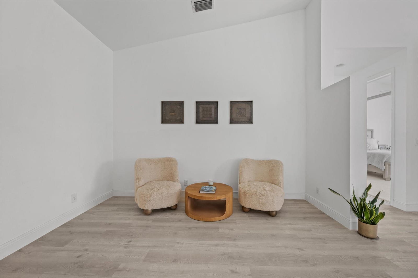 7372 ROCKBRIDGE Circle 7372 — photo 4