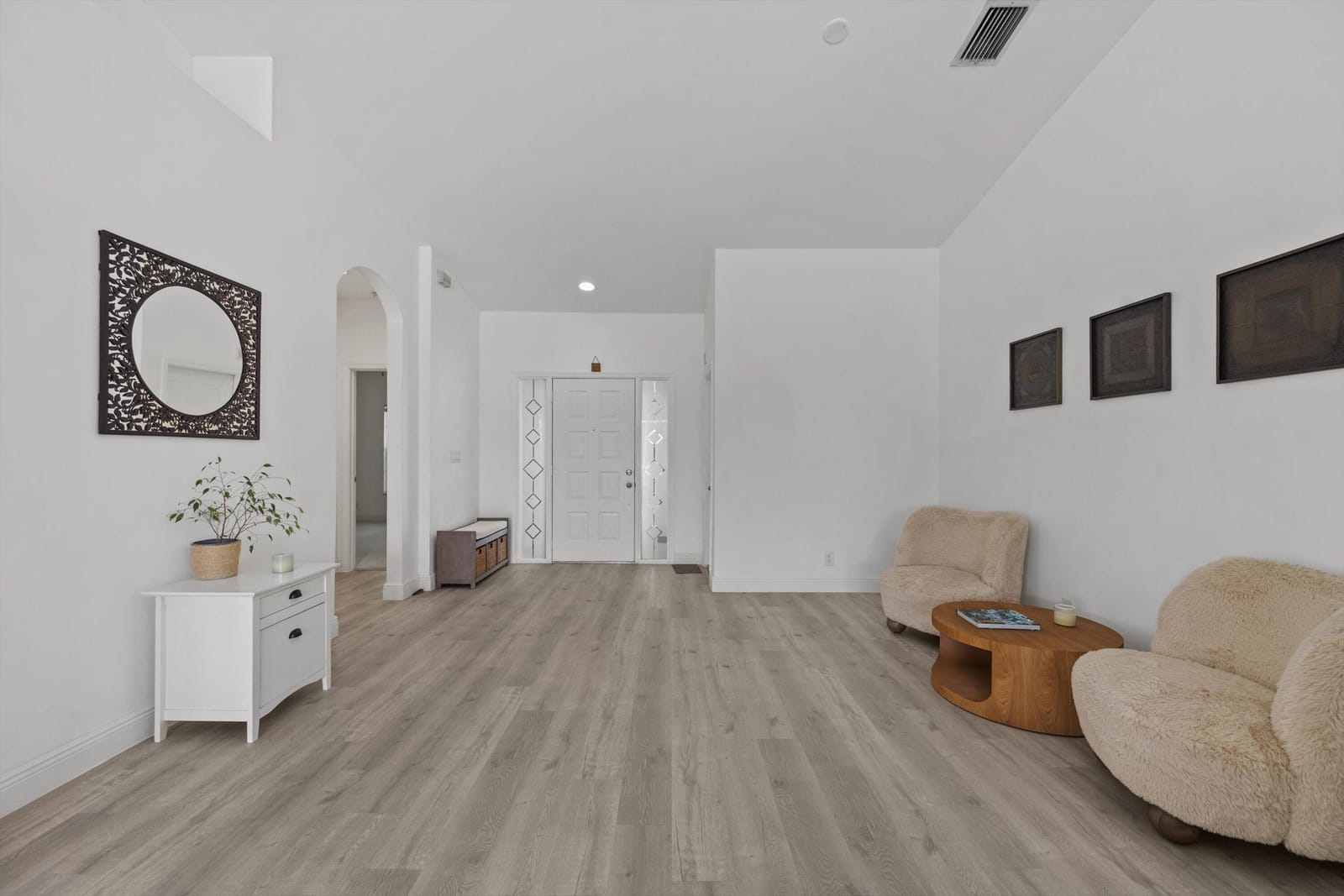 7372 ROCKBRIDGE Circle 7372 — photo 5