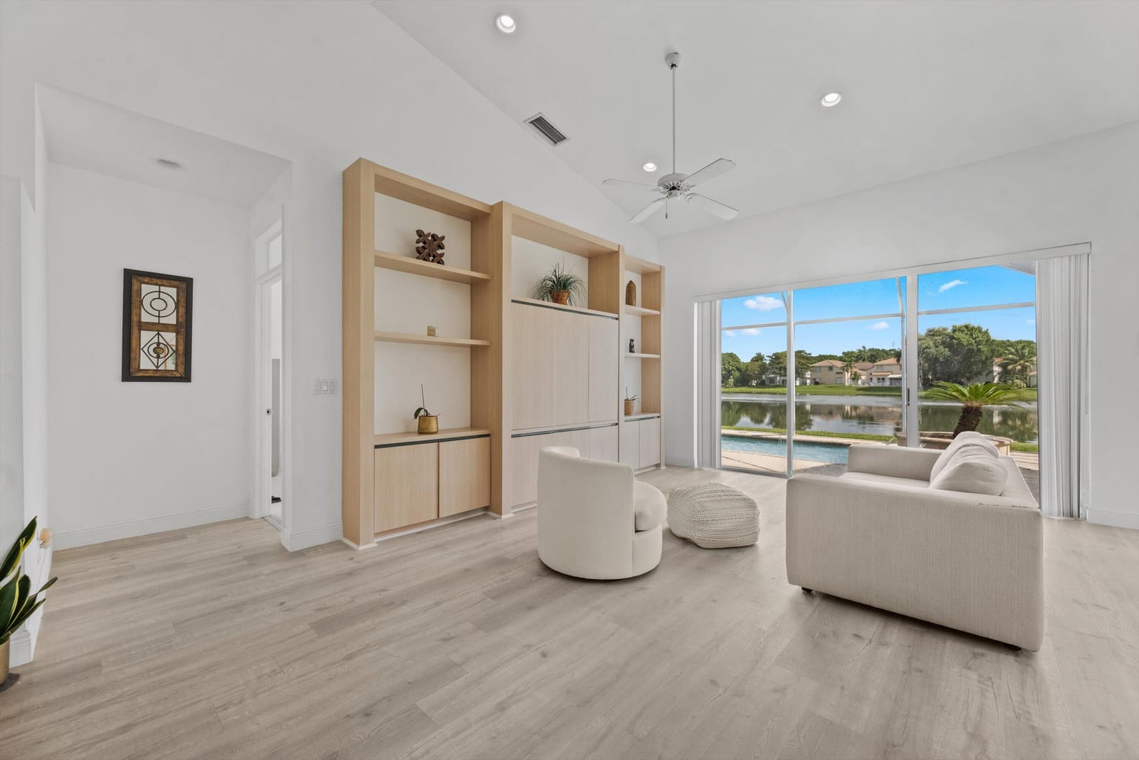 7372 ROCKBRIDGE Circle 7372 — photo 7