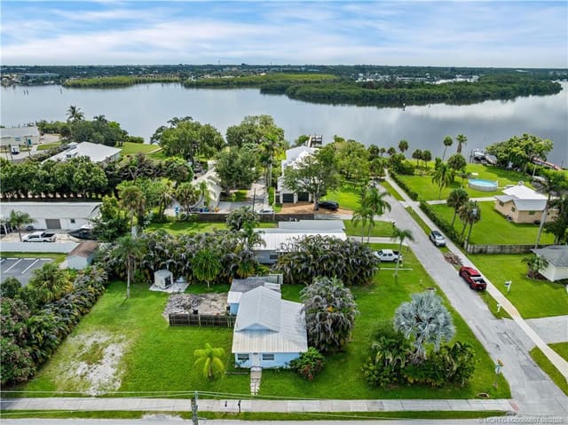 2849 SW Cornell Avenue, Palm City, FL 34990