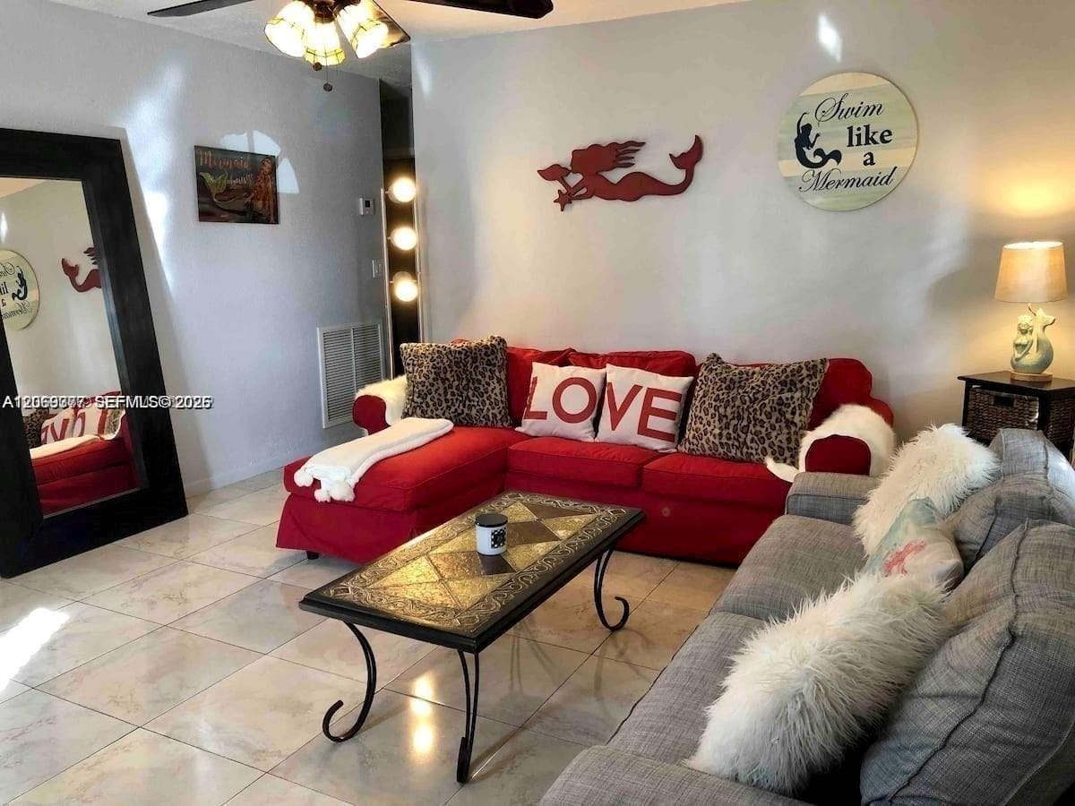2411 Hayes Street, Hollywood, FL 33020 photo 2