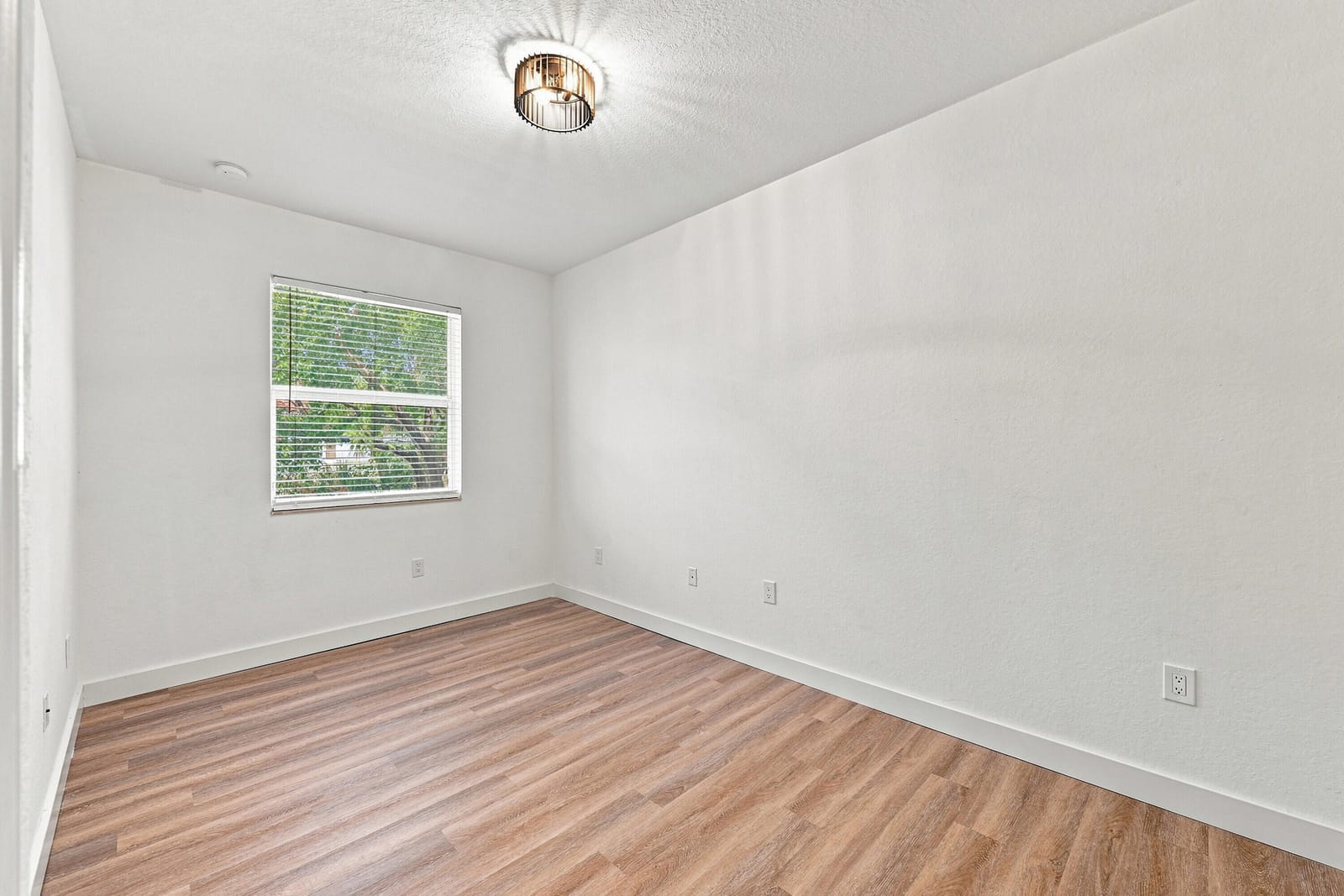 3105 NW 25TH Terrace, Oakland Park, FL 33309 photo 17