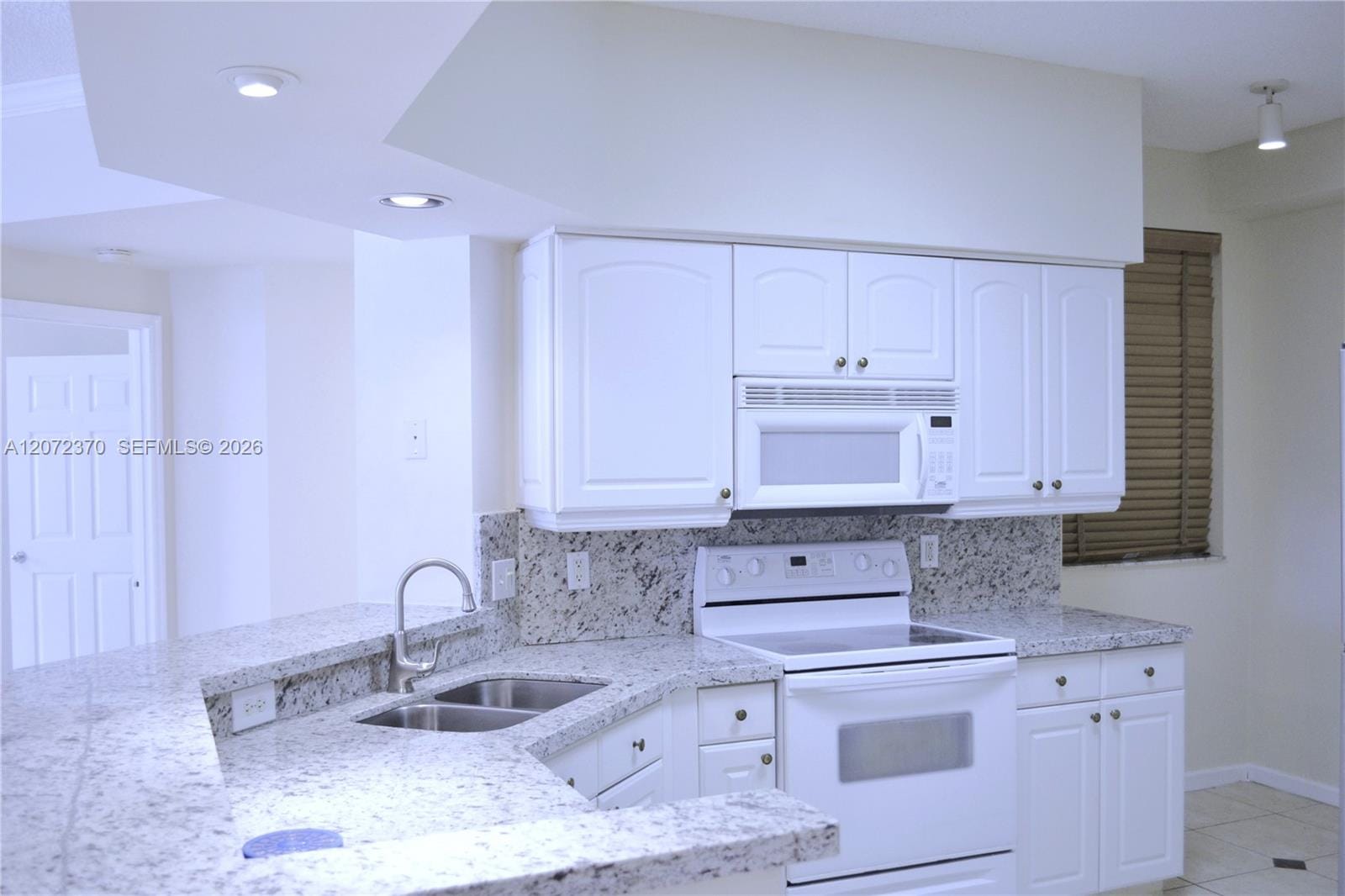 3225 NE 184th Street 10103, Aventura, FL 33160 photo 9