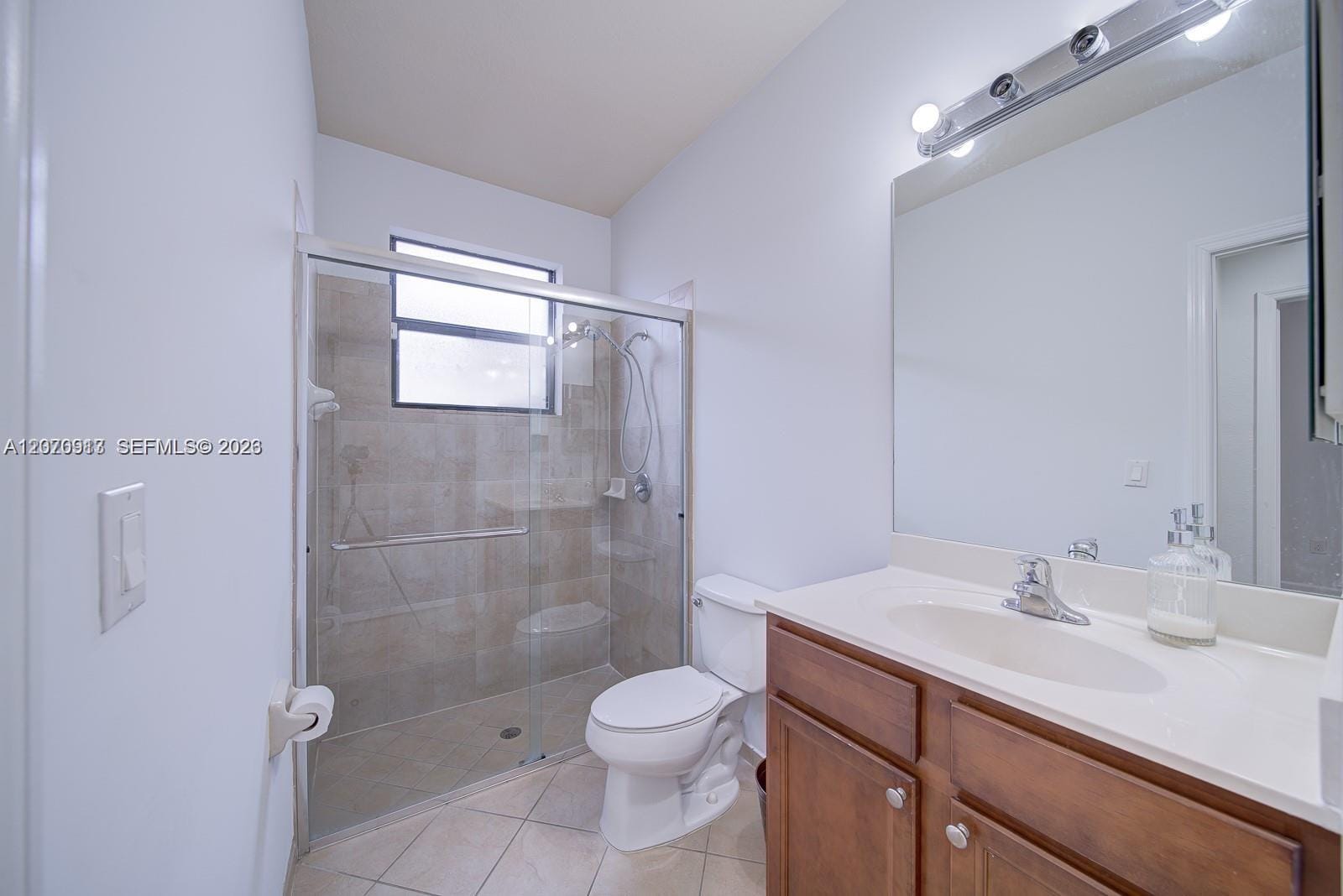 139 NE 26th Avenue — photo 11