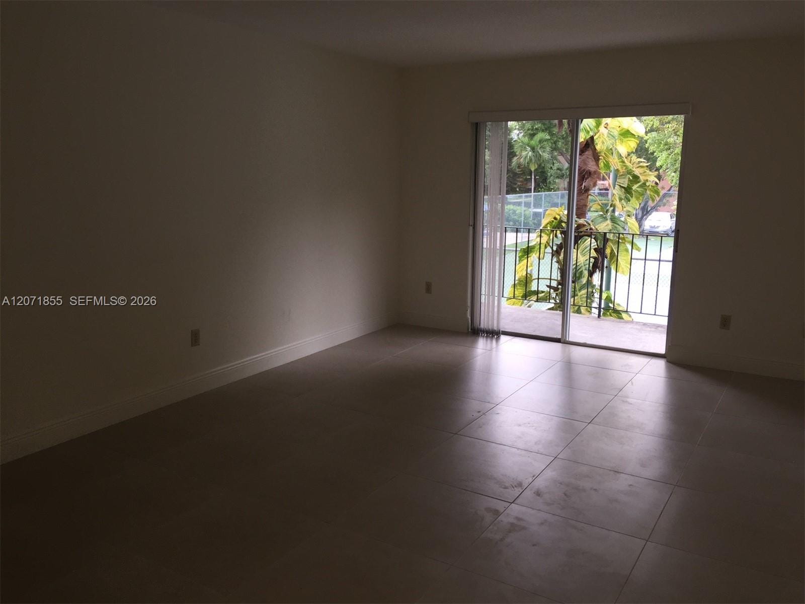 10740 N Kendall Drive L-14 — photo 7