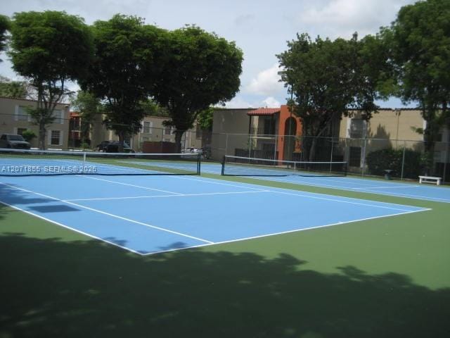 10740 N Kendall Drive L-14 — photo 9