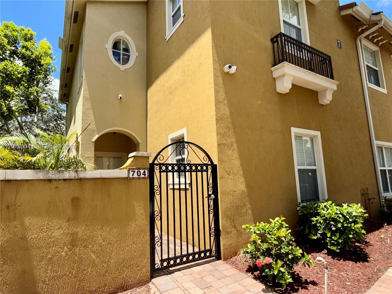 2851 W Prospect Road 704, Tamarac, FL 33309 photo 1