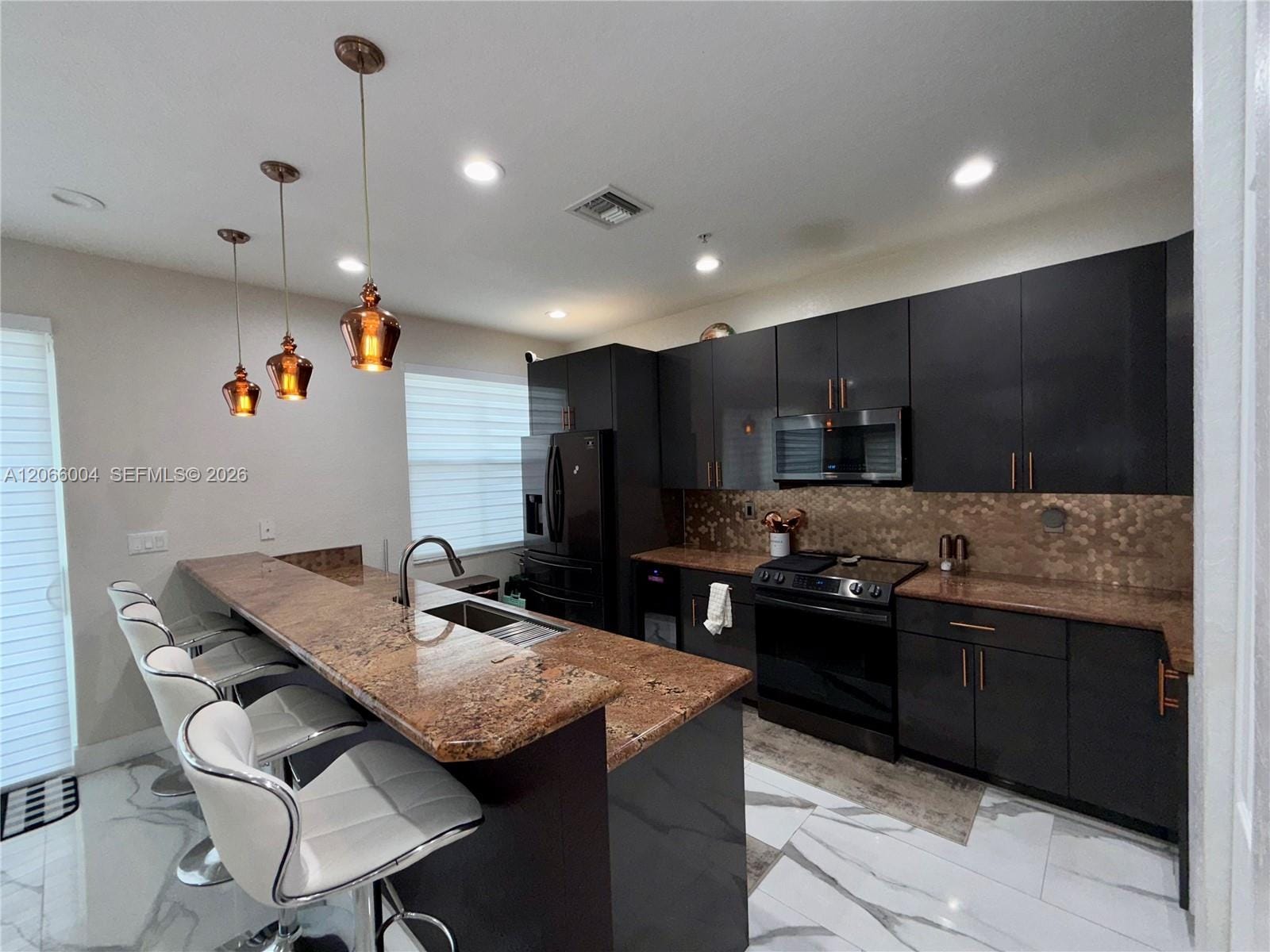 2851 W Prospect Road 704, Tamarac, FL 33309 photo 20