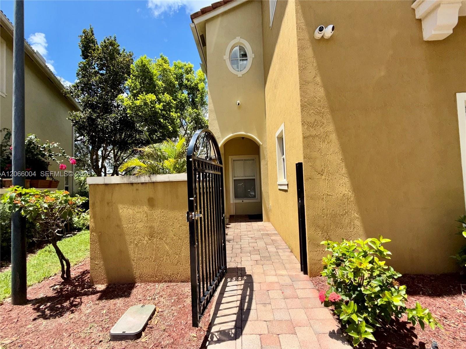 2851 W Prospect Road 704, Tamarac, FL 33309 photo 6