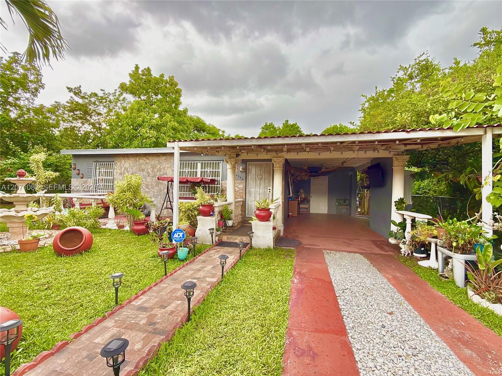 12550 NW 1st Avenue, North Miami, FL 33168 photo 2