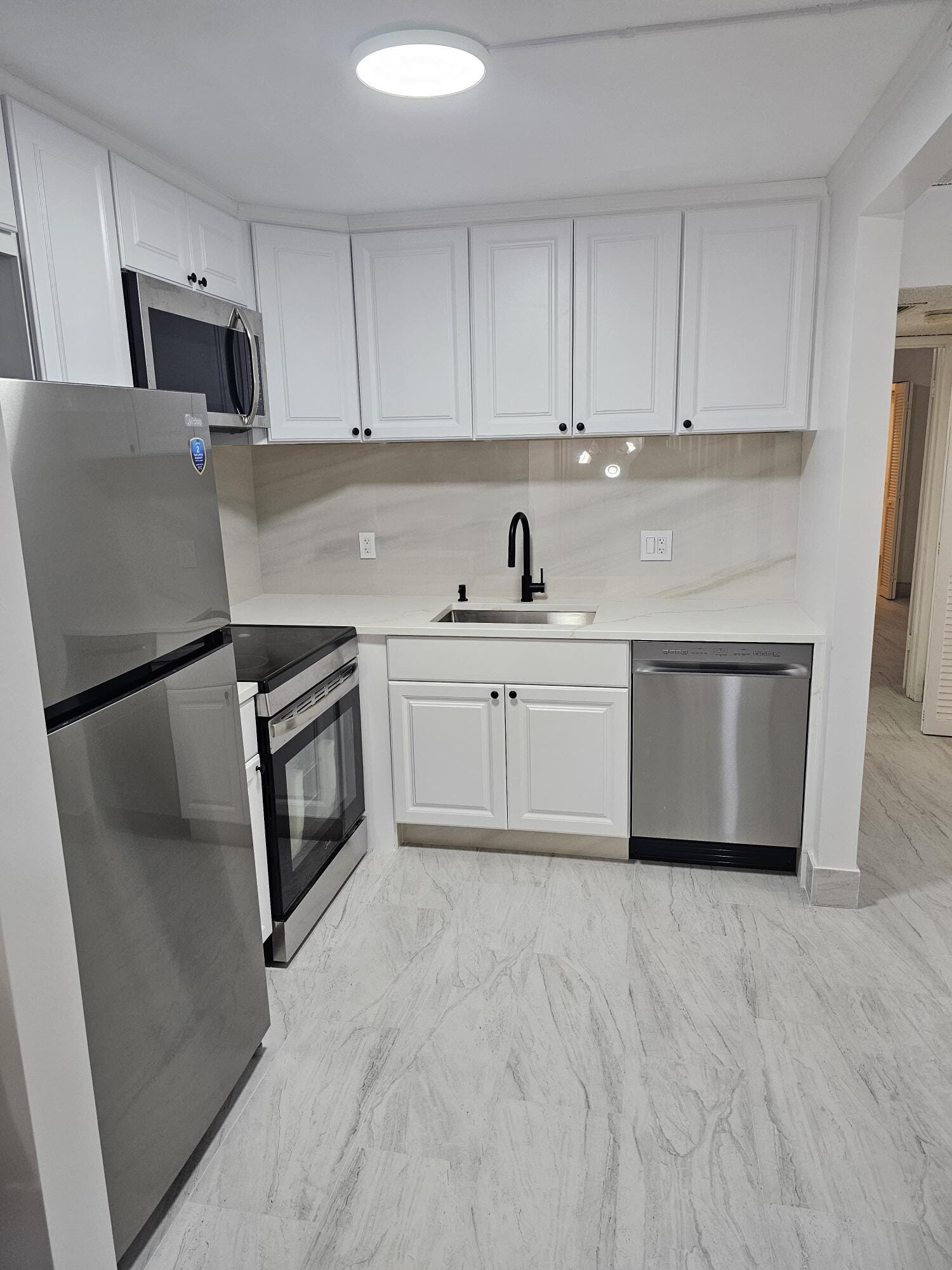 555 Purdy Lane 114, Palm Springs, FL 33461