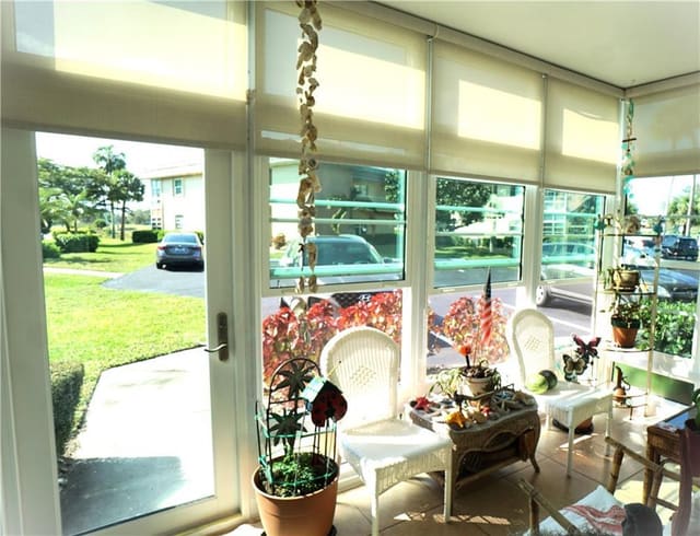 21 VISTA GARDENS Trail 105, Vero Beach, FL 32962