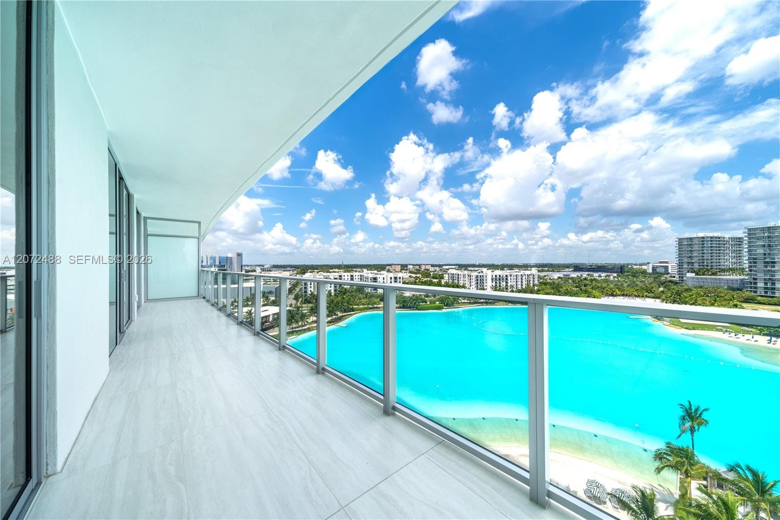 2411 Laguna Circle 809 — photo 7