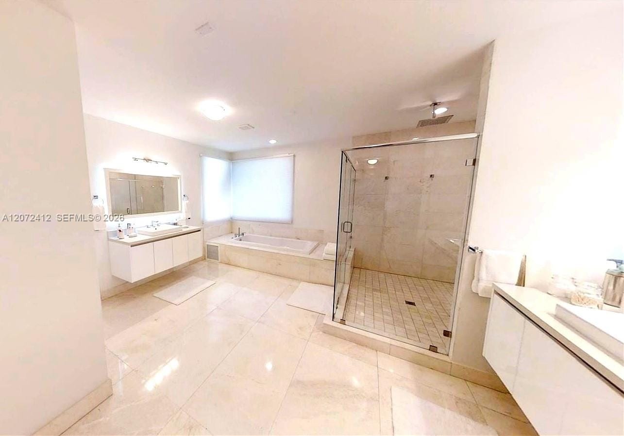 10229 NW 74th Terrace, Doral, FL 33178 photo 5