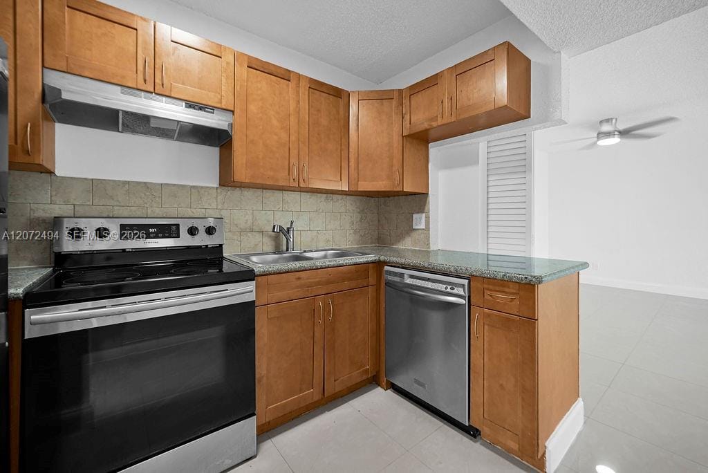 622 Kathy Court — photo 12