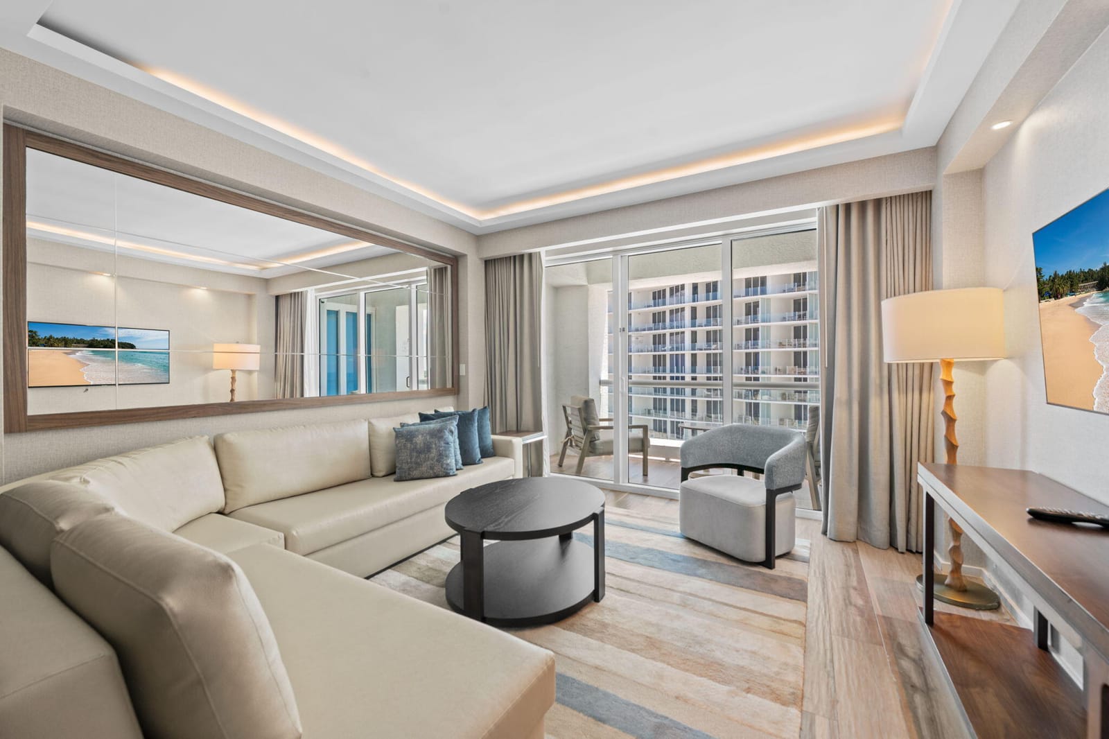 551 N FORT LAUDERDALE BEACH Boulevard H1011, Fort Lauderdale, FL 33304