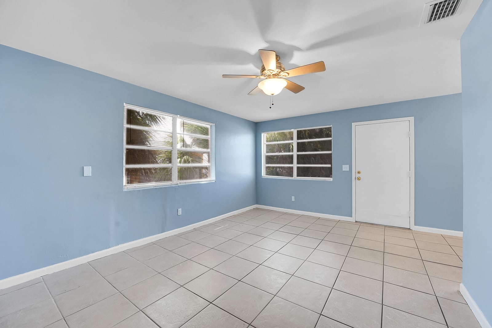 1208 W 32ND Street — photo 6