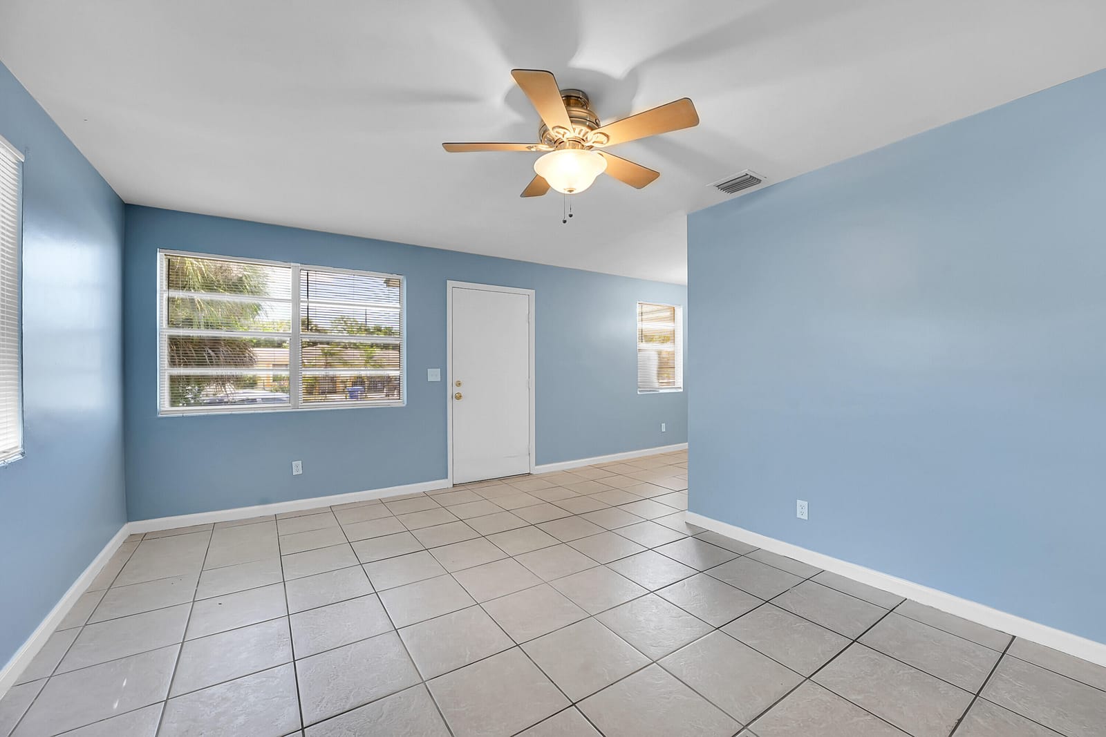 1208 W 32ND Street — photo 7