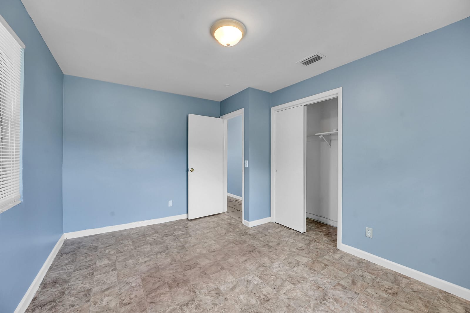 1208 W 32ND Street — photo 9