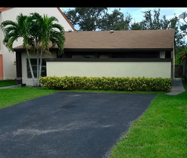 9614 SW 148th Court 0, Miami, FL 33196