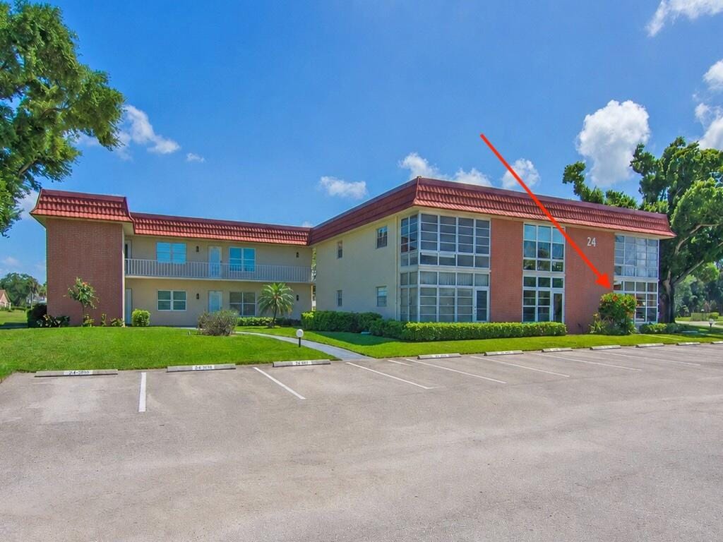 24 Pine Arbor Lane 103, Vero Beach, FL 32962