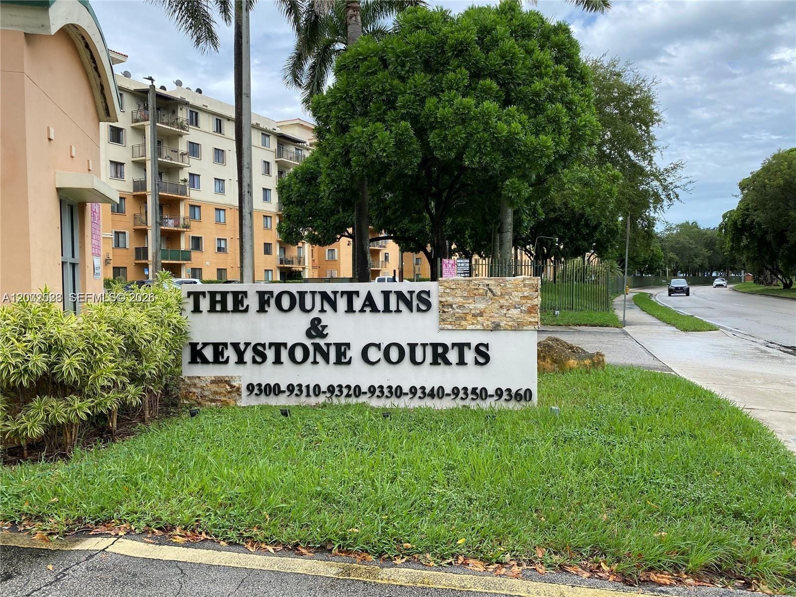 9320 Fontainebleau Boulevard 215