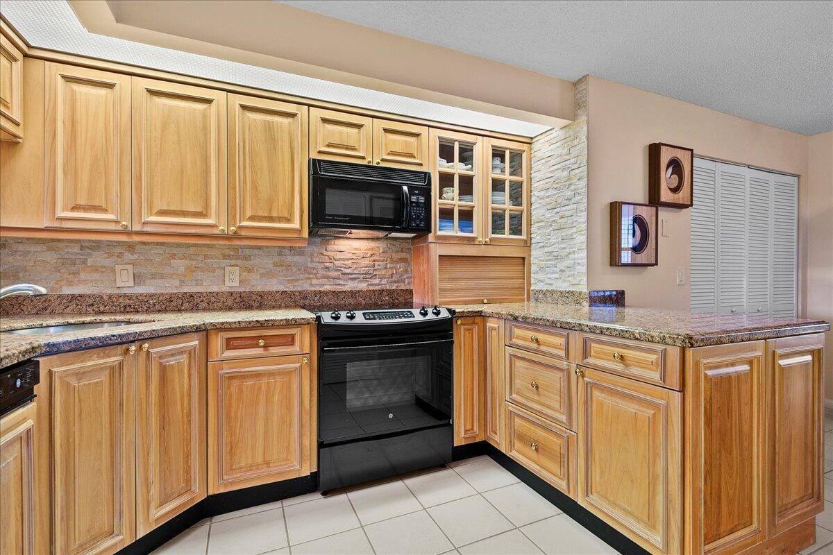 143 Bay Colony Drive N, Juno Beach, FL 33408 photo 8