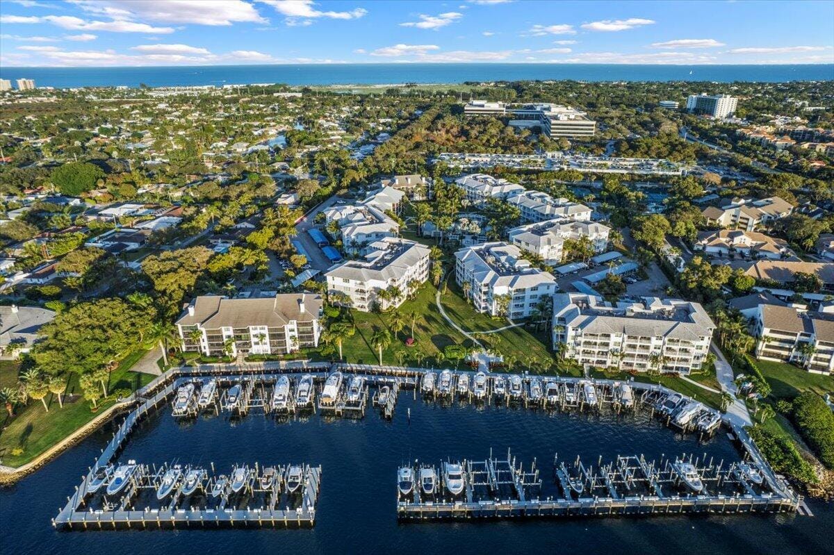 143 Bay Colony Drive N, Juno Beach, FL 33408