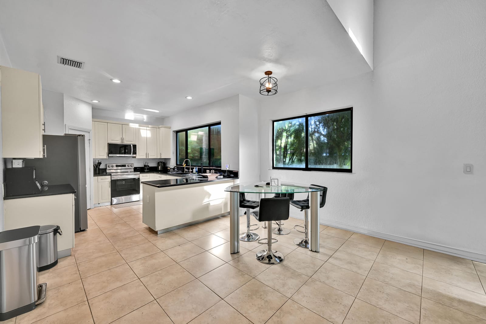 11695 NW 2ND Street, Plantation, FL 33325 photo 17