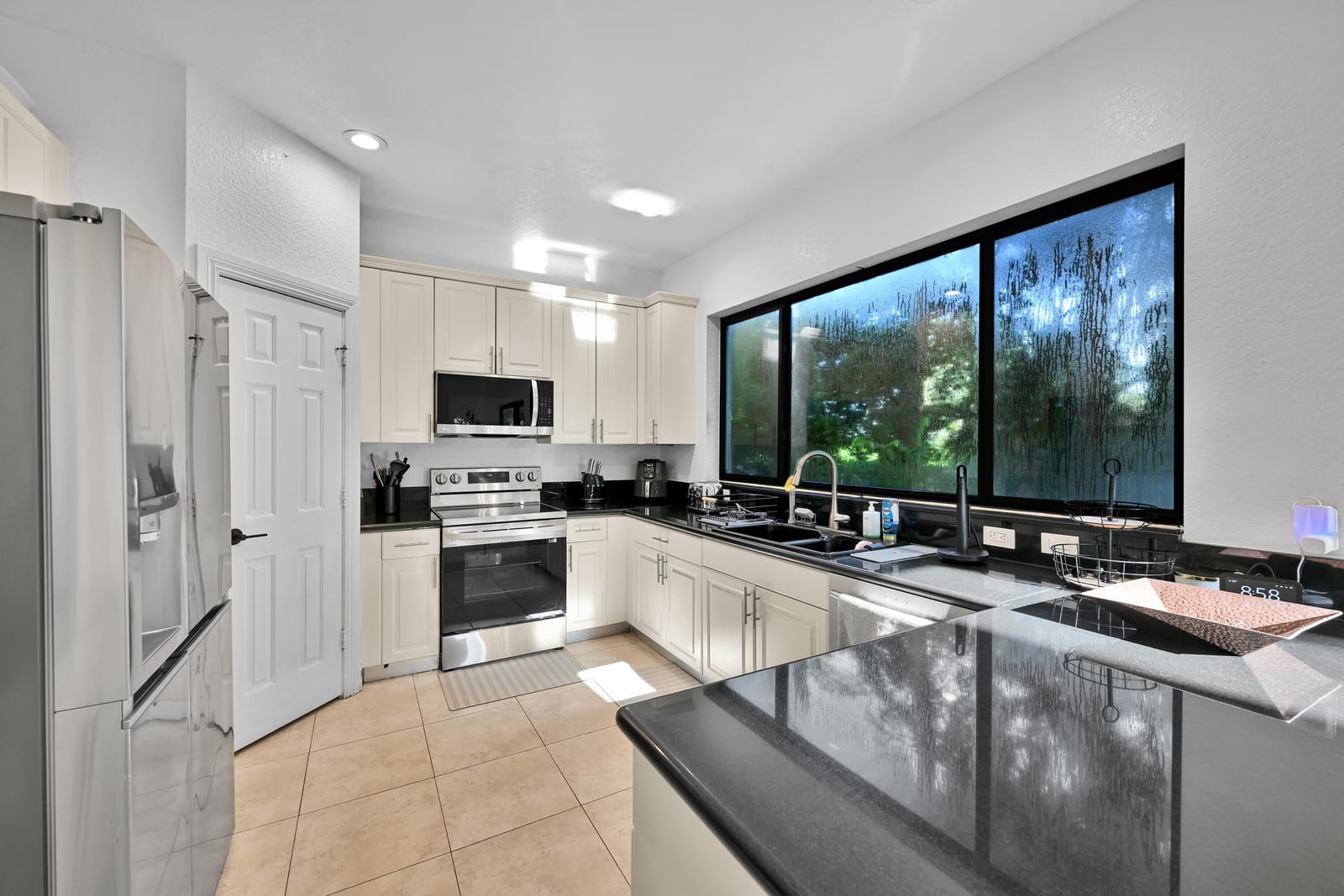 11695 NW 2ND Street, Plantation, FL 33325 photo 19