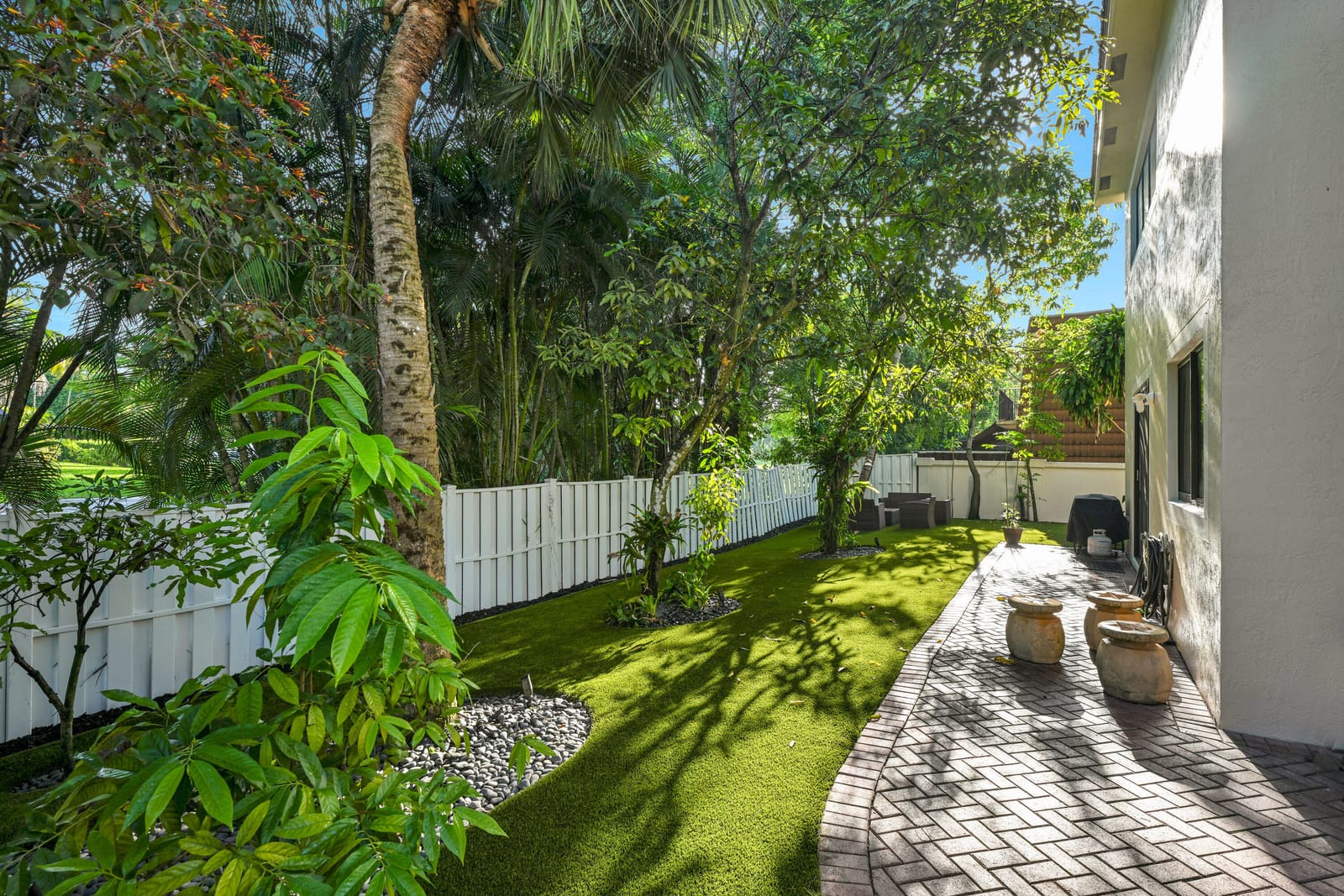 11695 NW 2ND Street — photo 6