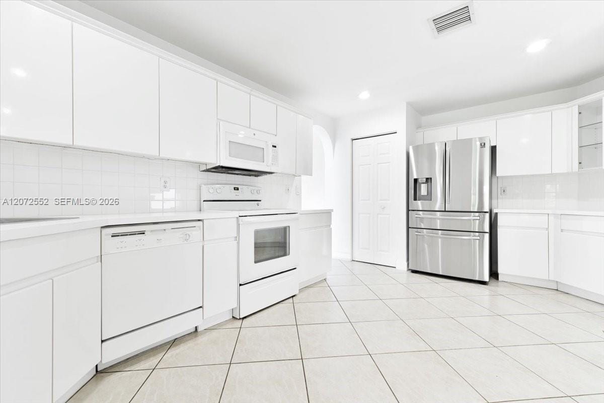 10853 NW 71st Street — photo 10