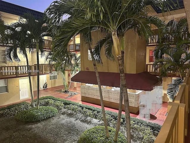 4655 Palm Avenue 209, Hialeah, FL 33012