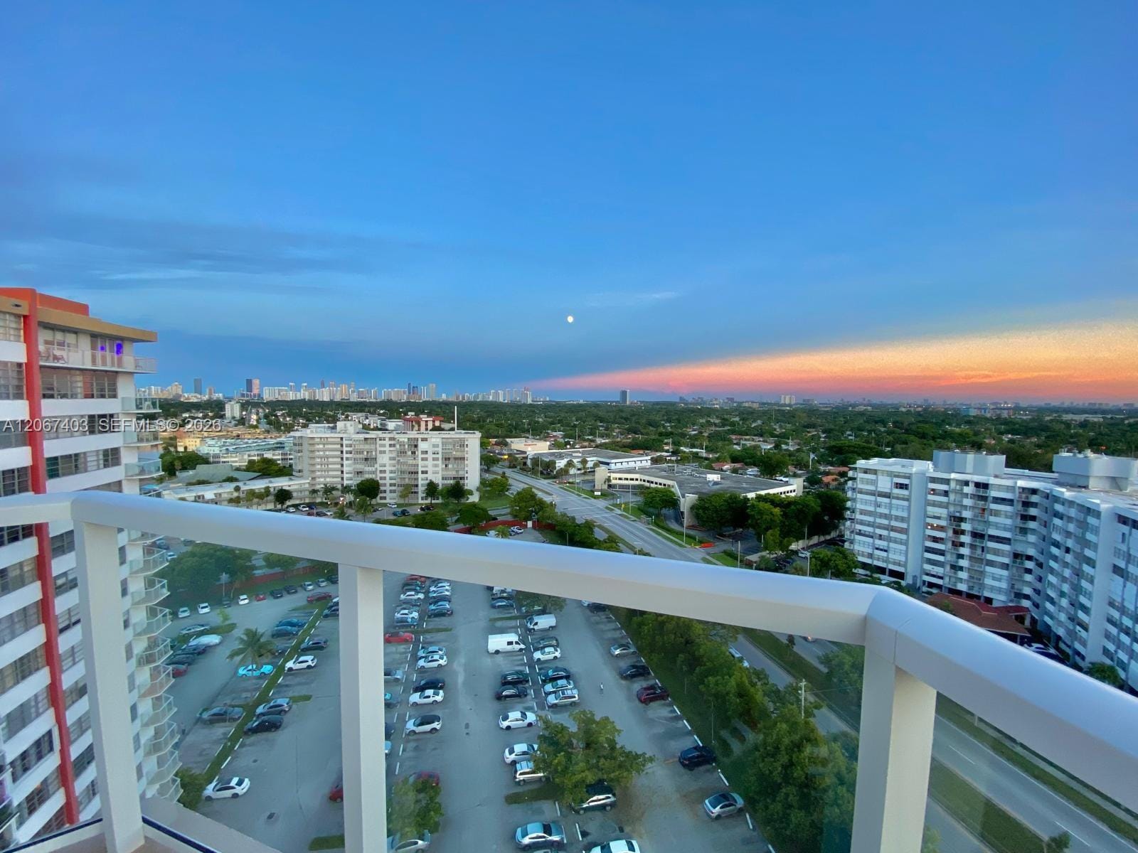 1351 NE Miami Gardens Drive PH1725E — photo 2