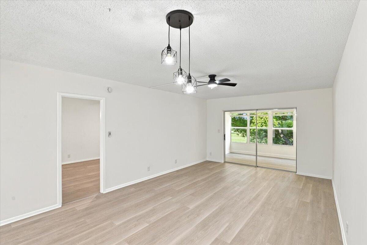 1050 COUNTRY CLUB Drive 306, Margate, FL 33063 photo 19