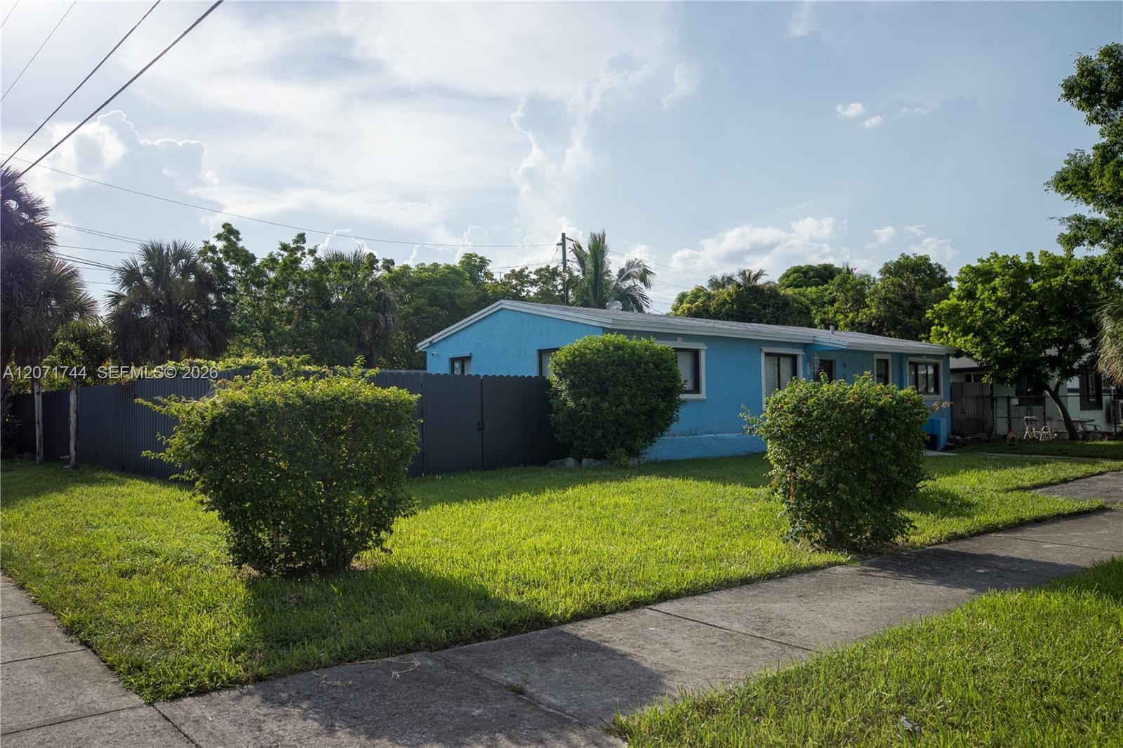 901 NW 33rd Drive — photo 6