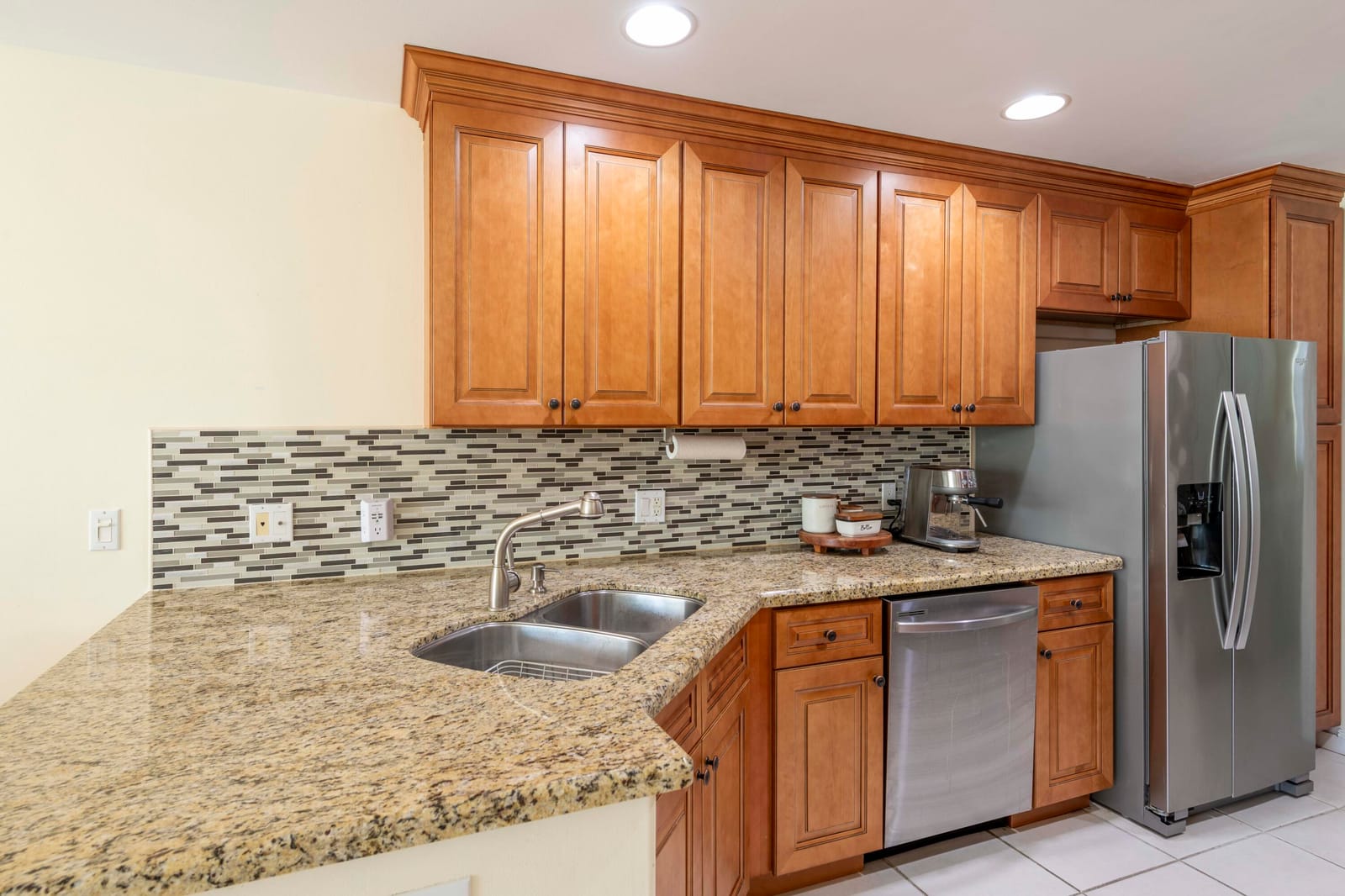 154 SANTA BARBARA Way — photo 4