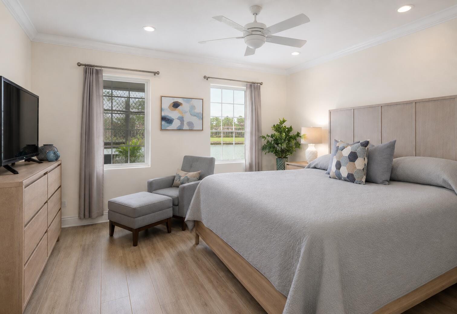 154 SANTA BARBARA Way — photo 10