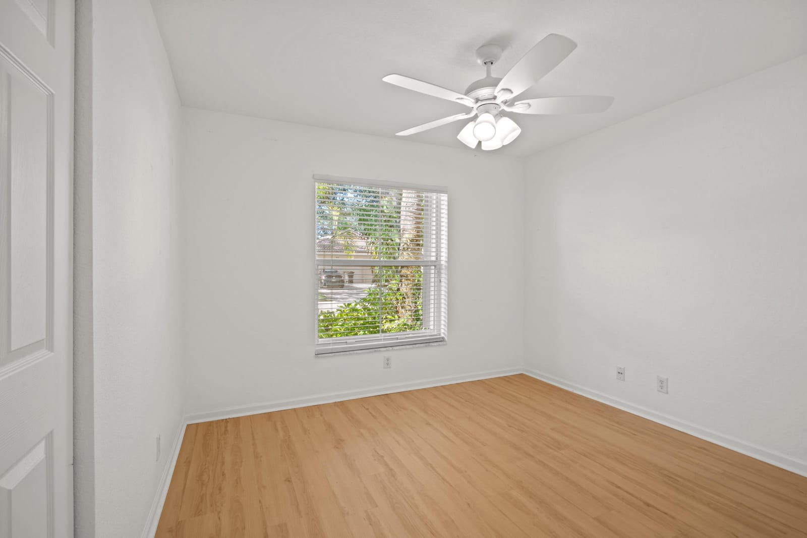 4977 Victoria Circle, West Palm Beach, FL 33409 photo 16