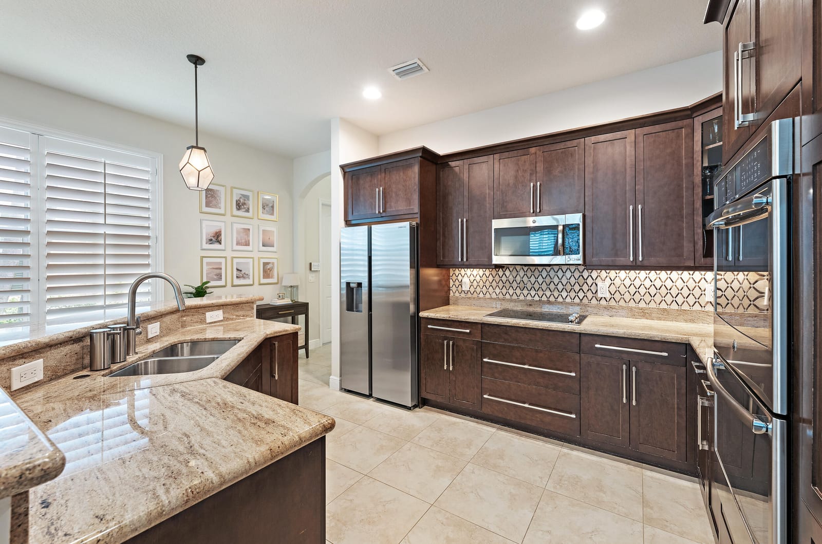 1025 Piccadilly Street — photo 11